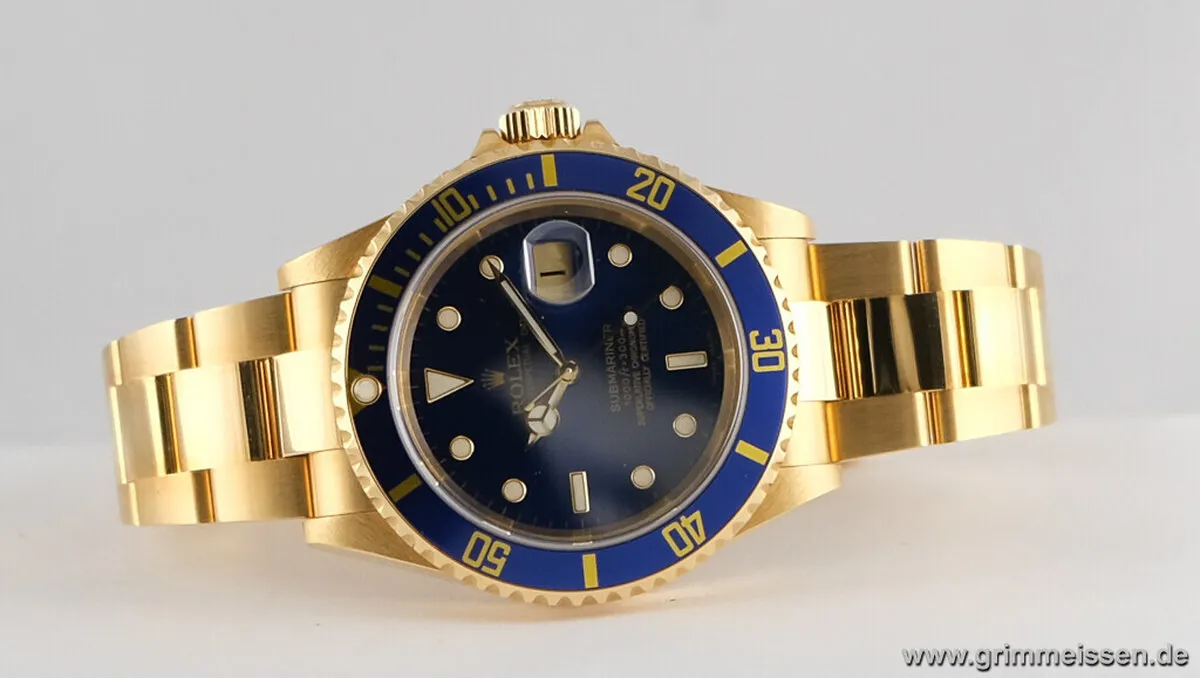 Rolex Submariner 16618 40mm Yellow gold Blue 7