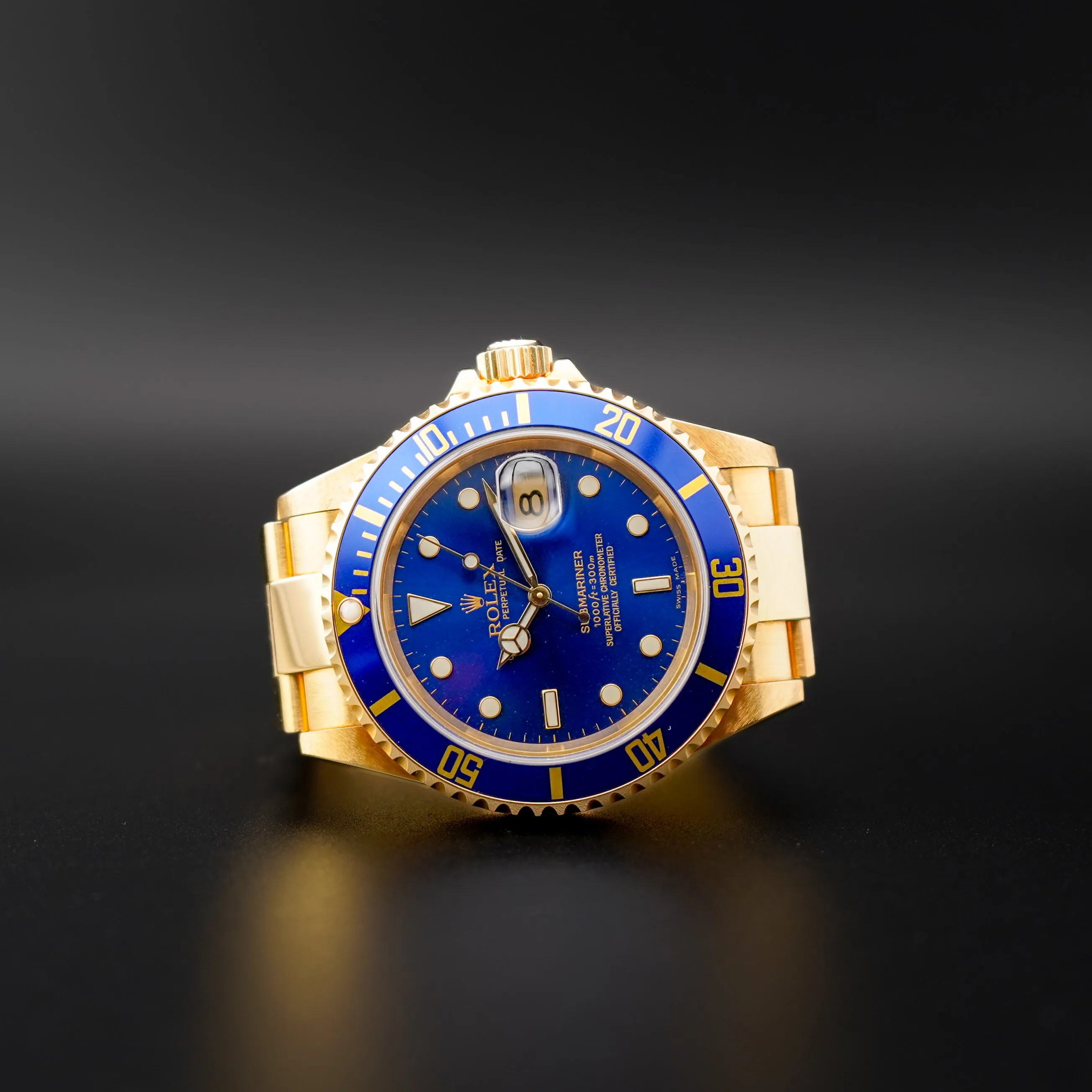 Rolex Submariner Date nullmm Yellow gold Blue