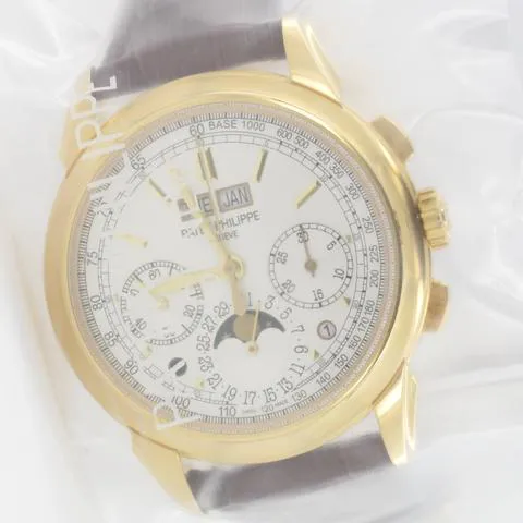 Patek Philippe Perpetual Calendar Chronograph 5270J-001 41mm Yellow gold Silver