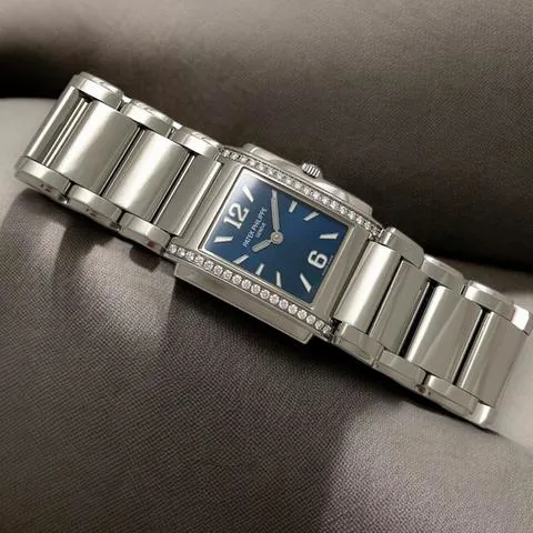 Patek Philippe Twenty~4 4910/1200A-001 25.1mm Stainless steel Blue 6