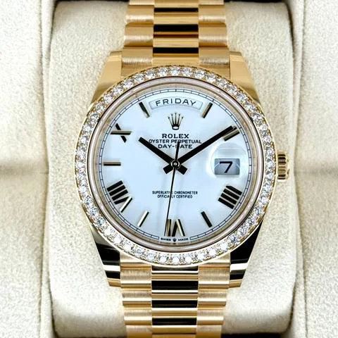 Rolex Day-Date 40 228348RBR 40mm Yellow gold White