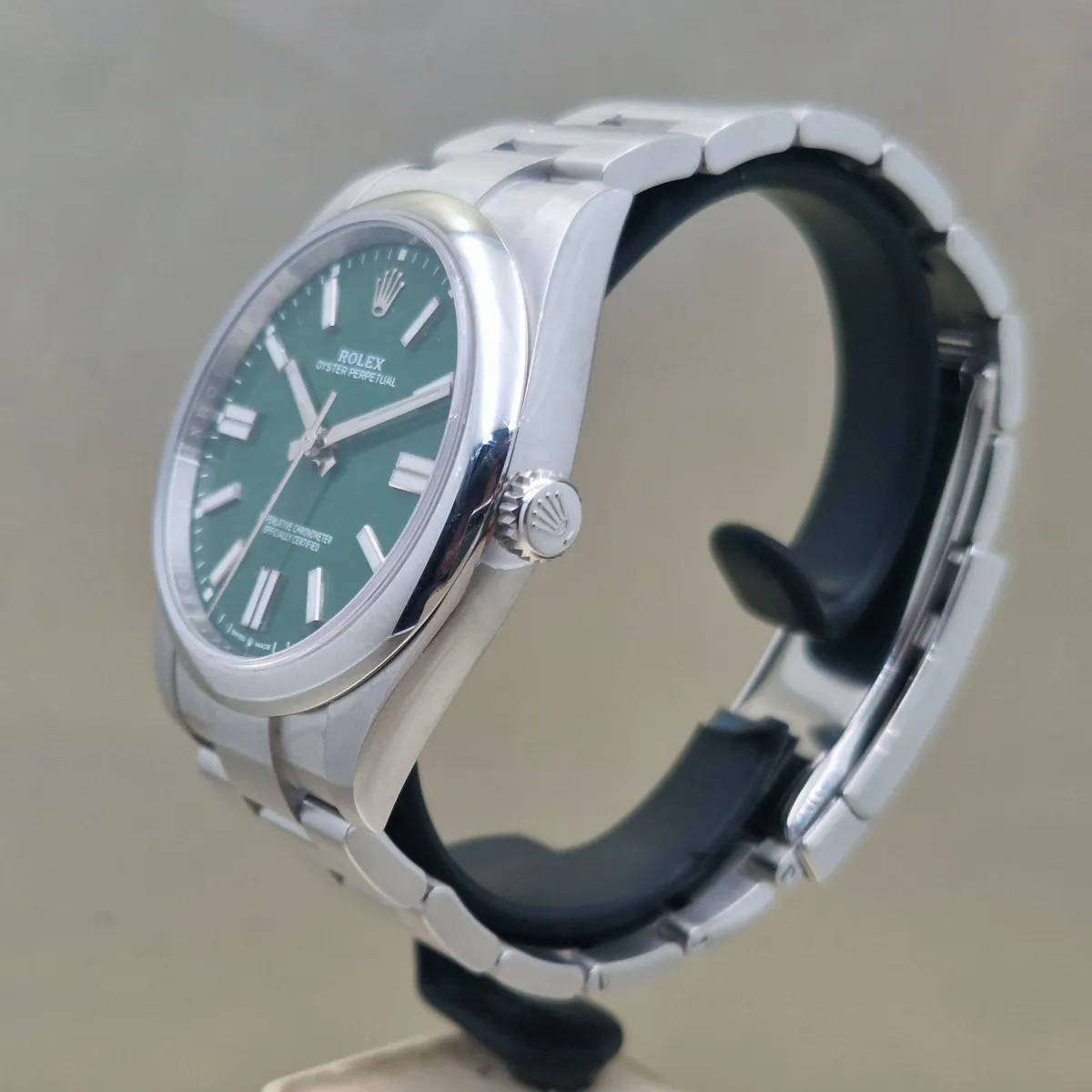 Rolex Oyster Perpetual 41 124300 41mm ACCIAIO VERDE 1