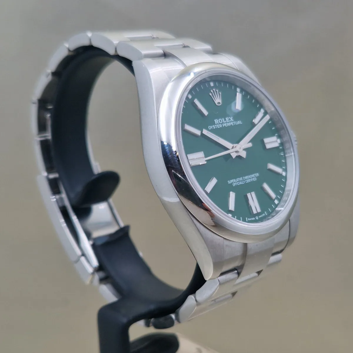 Rolex Oyster Perpetual 41 124300 41mm ACCIAIO VERDE 2