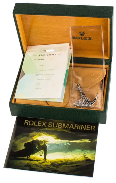 Rolex Submariner 16613 40mm Stainless steel Blue 3
