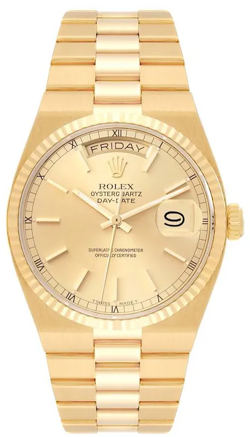 Rolex Day-Date Oysterquartz 19018 36mm Yellow gold Champagne