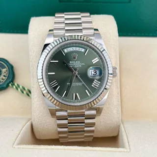 Rolex Day-Date 40 228239-0033 White gold Green