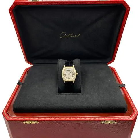 Cartier Tortue 2643 28mm Yellow gold Silver