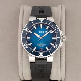 Oris Aquis Date Stainless steel