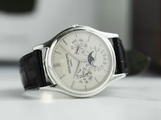 Patek Philippe Perpetual Calendar 5140G White gold Silver