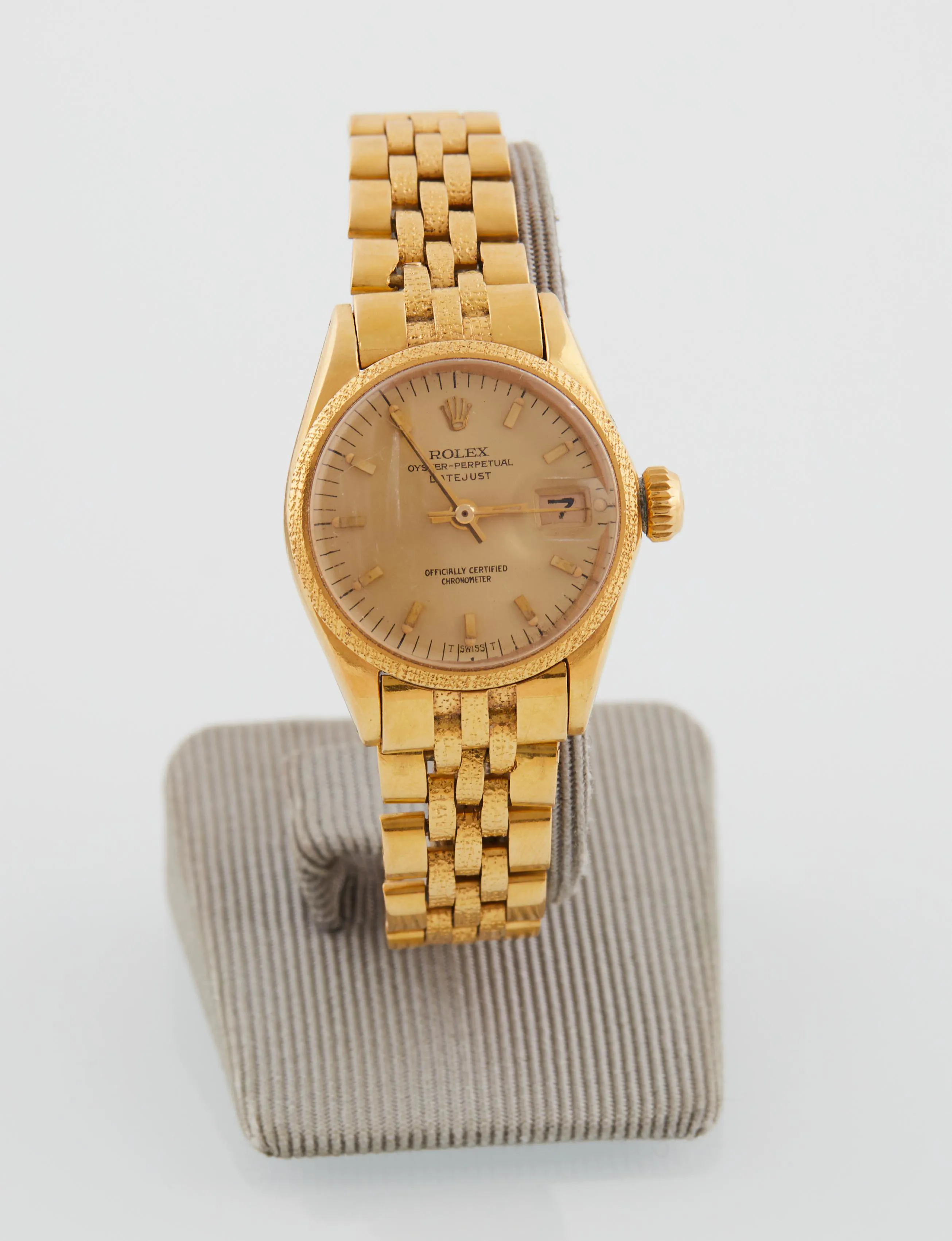 Rolex Oyster Perpetual Date 6517 24mm Yellow gold Gold