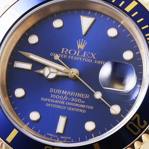 Rolex Submariner Date 16618 40mm Yellow gold Blue 5