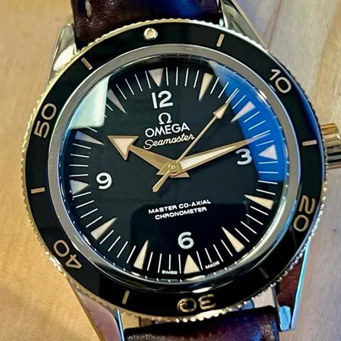 Omega Seamaster 300 233.22.41.21.01.001 41mm Yellow gold and Stainless steel Black