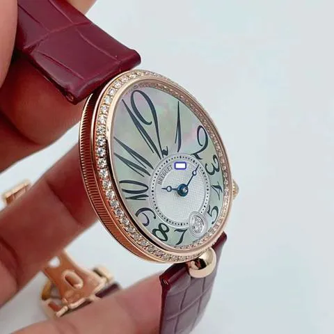 Breguet Reine de Naples 8918BR/5T/964 D00D 36.5mm Rose gold Beige