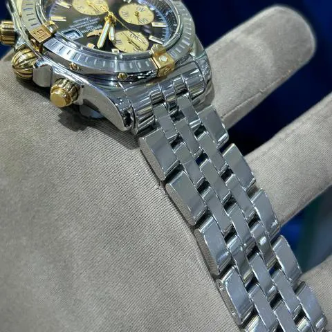 Breitling Chronomat B13356 44mm Yellow gold and Stainless steel Black 6