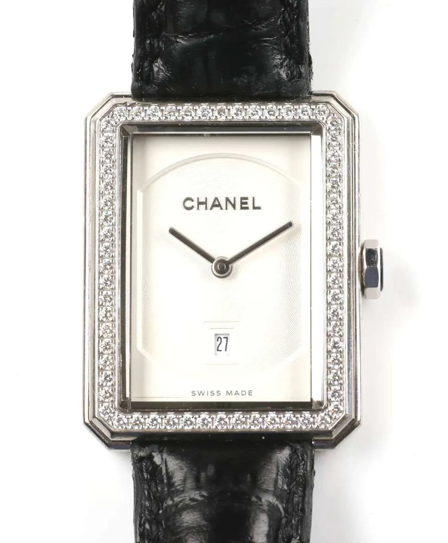 Chanel 26.5mm White gold and Diamond 2