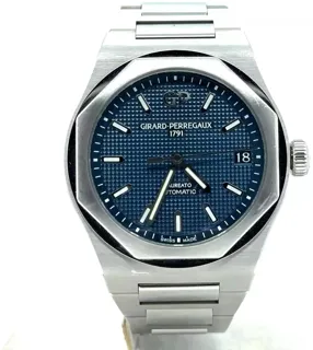 Girard-Perregaux Laureato 81010-11-431-11A Stainless steel Blue