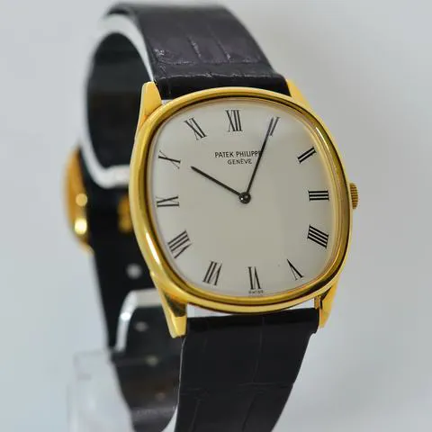 Patek Philippe Golden Ellipse 3844 33mm Yellow gold Silver 2