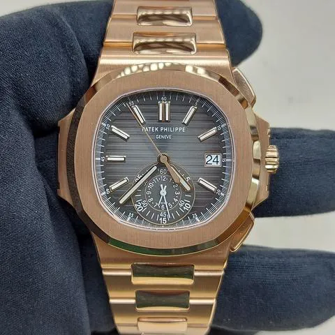 Patek Philippe Nautilus 5980/1R-001 40.5mm Rose gold Black