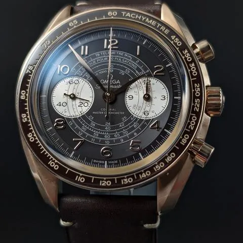 Omega Speedmaster Racing 329.92.43.51.10.001 43mm Bronze Brown