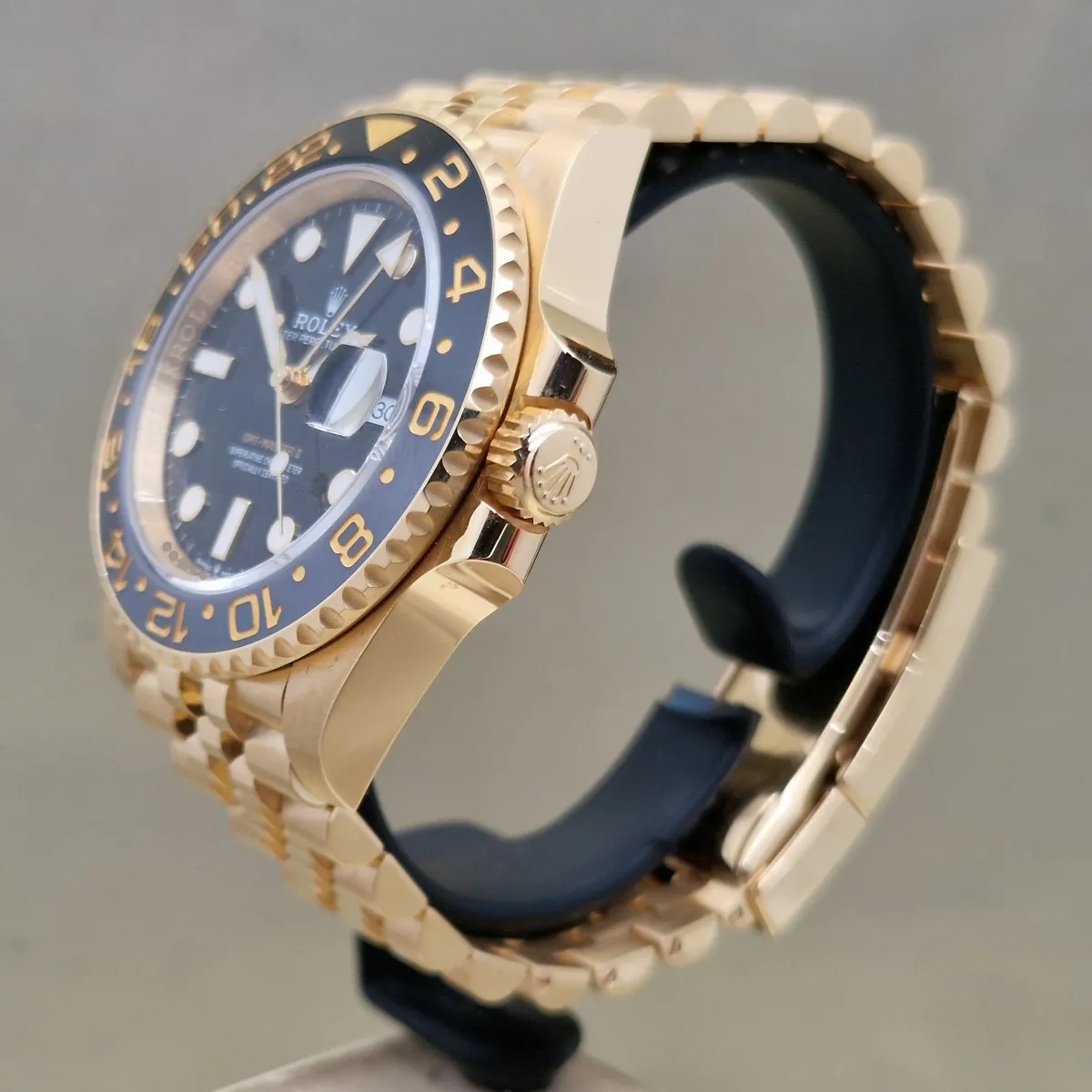 Rolex GMT-Master II 126718grnr 40mm ORO GIALLO NERO 1