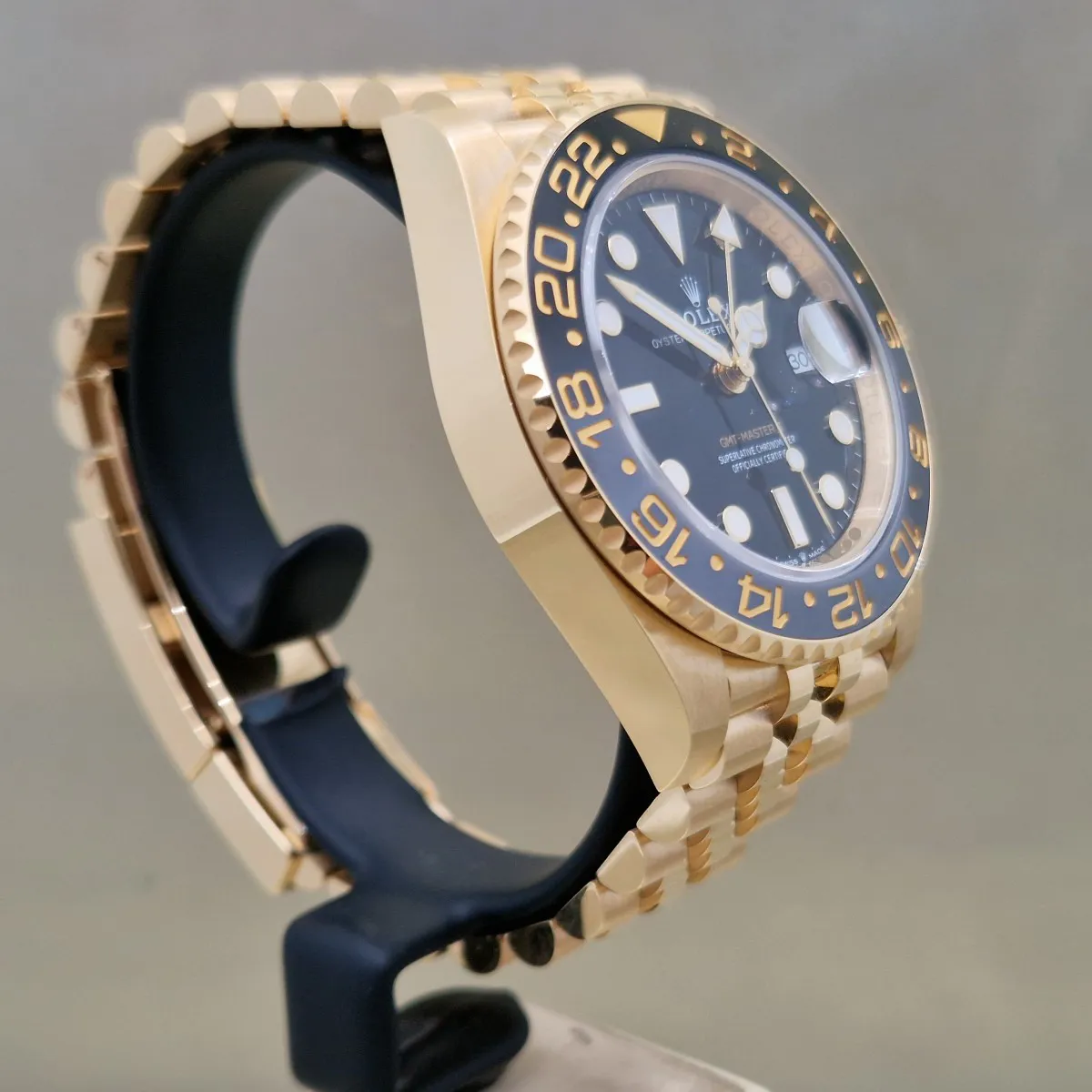 Rolex GMT-Master II 126718grnr 40mm ORO GIALLO NERO 2