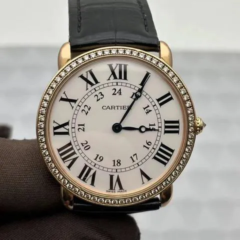 Cartier Ronde Louis Cartier WR000651 36mm Rose gold Silver