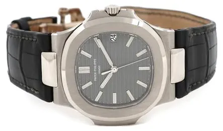 Patek Philippe Nautilus 5711G-001 40mm White gold Gray 9