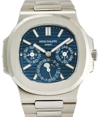 Patek Philippe Nautilus 5740/1G-001 40mm White gold Blue