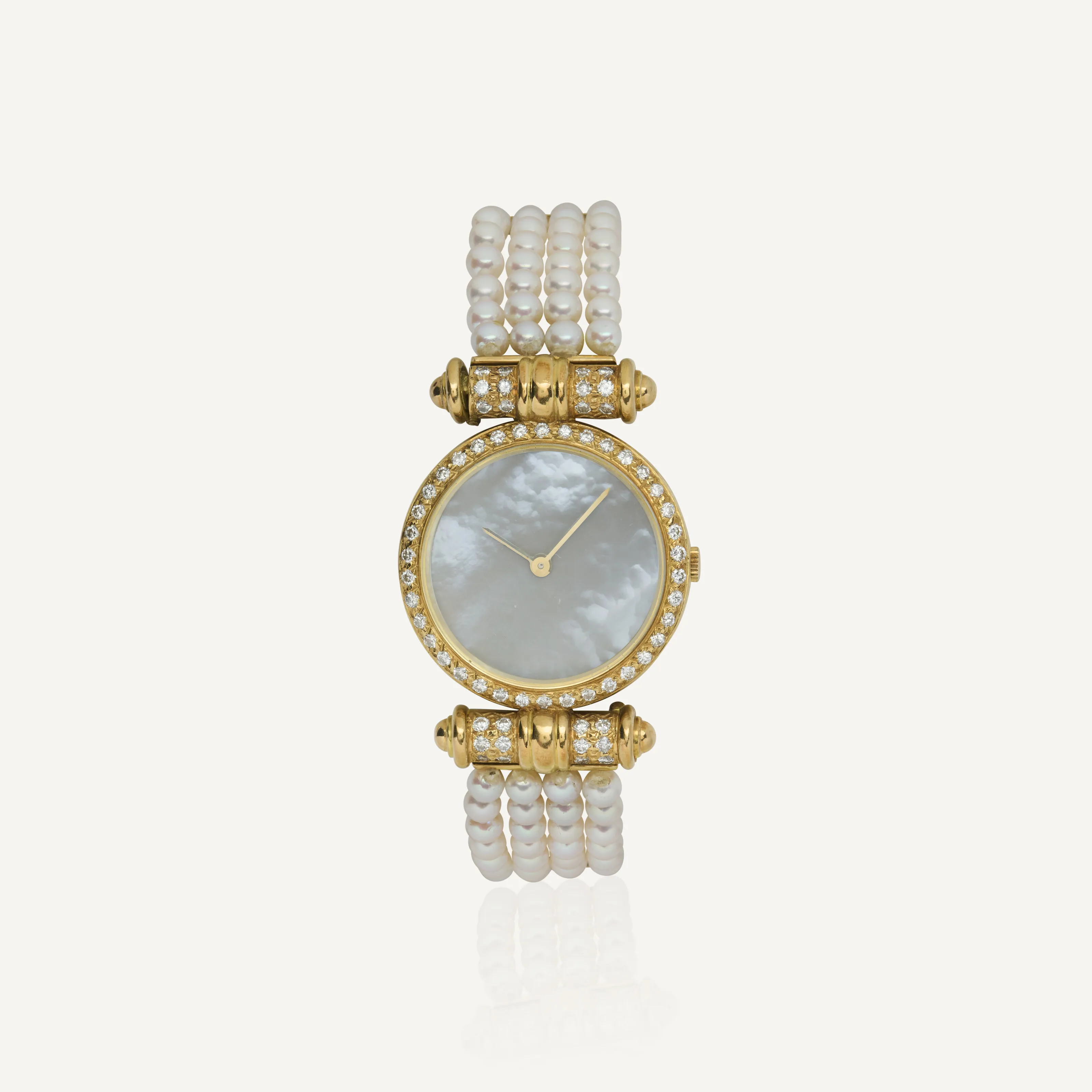 Van Cleef & Arpels 20mm Yellow gold and Diamond Mother-of-pearl