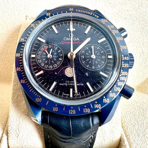 Omega Speedmaster Professional Moonwatch Moonphase 304.93.44.52.03.002 44.5mm Ceramic Blue 2