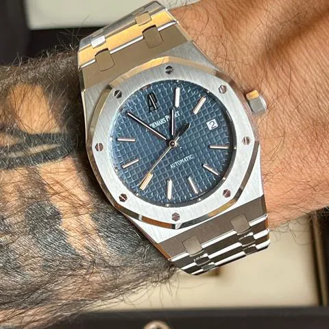 Audemars Piguet Royal Oak 15300ST.OO.1220ST.02 39mm Stainless steel Blue 6