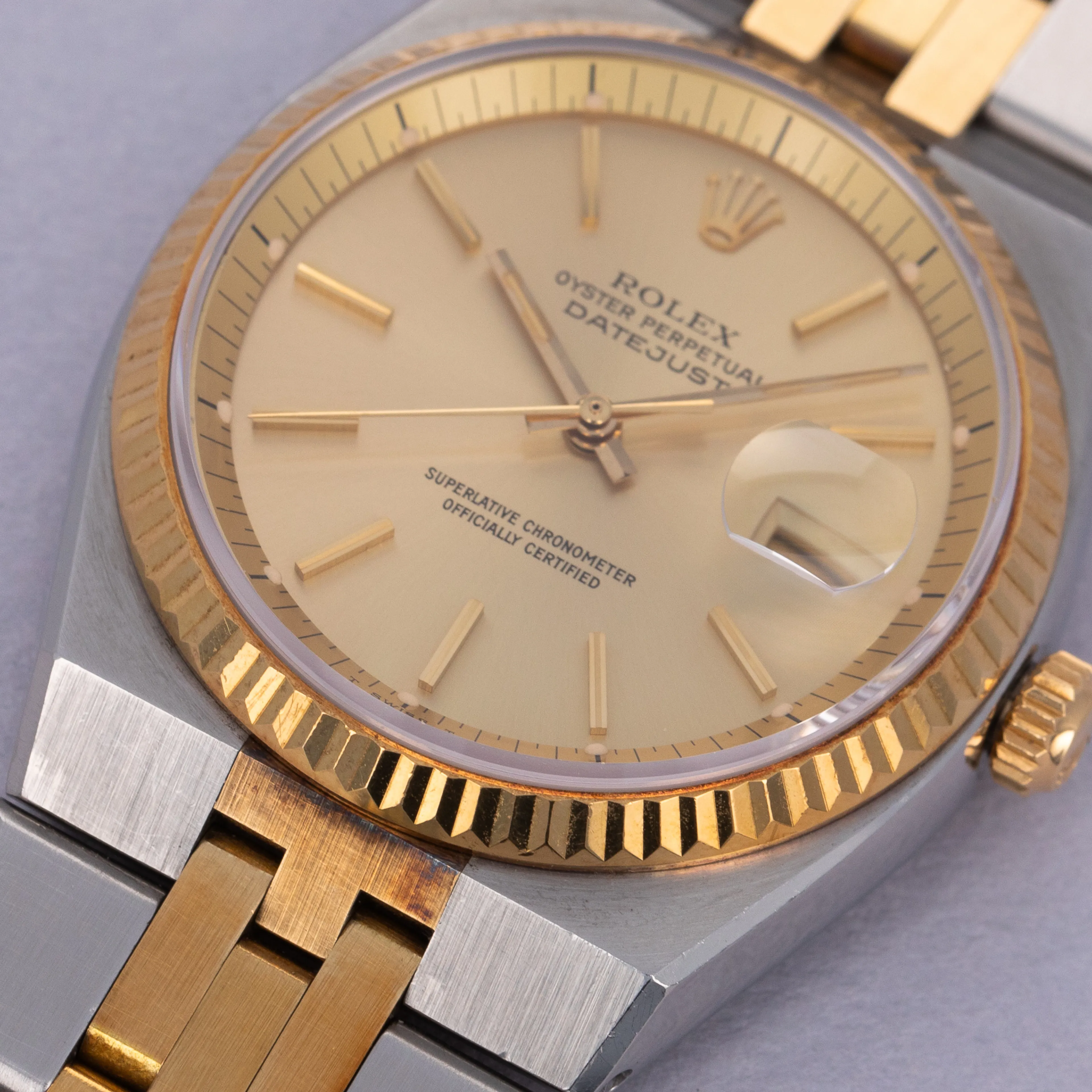 Rolex Datejust 36 1630 36mm Yellow gold and stainless steel Champagne 2