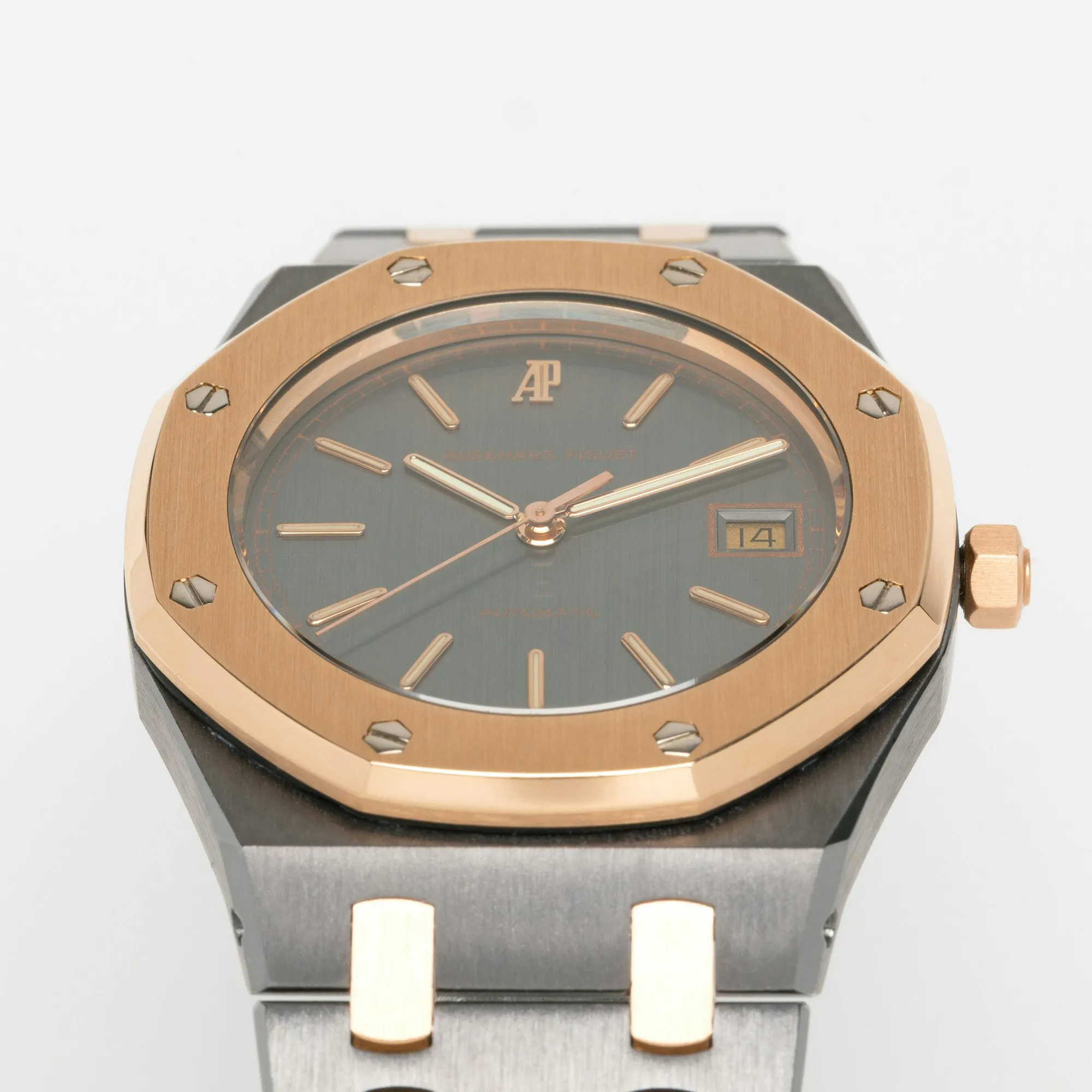 Audemars Piguet Royal Oak 14486TR 35mm Tantalum and rose gold Grey 6