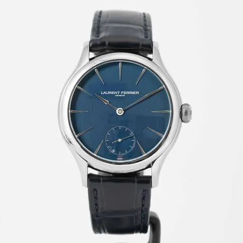 Laurent Ferrier Classic LCF004.G1.CG2 40mm White gold Blue