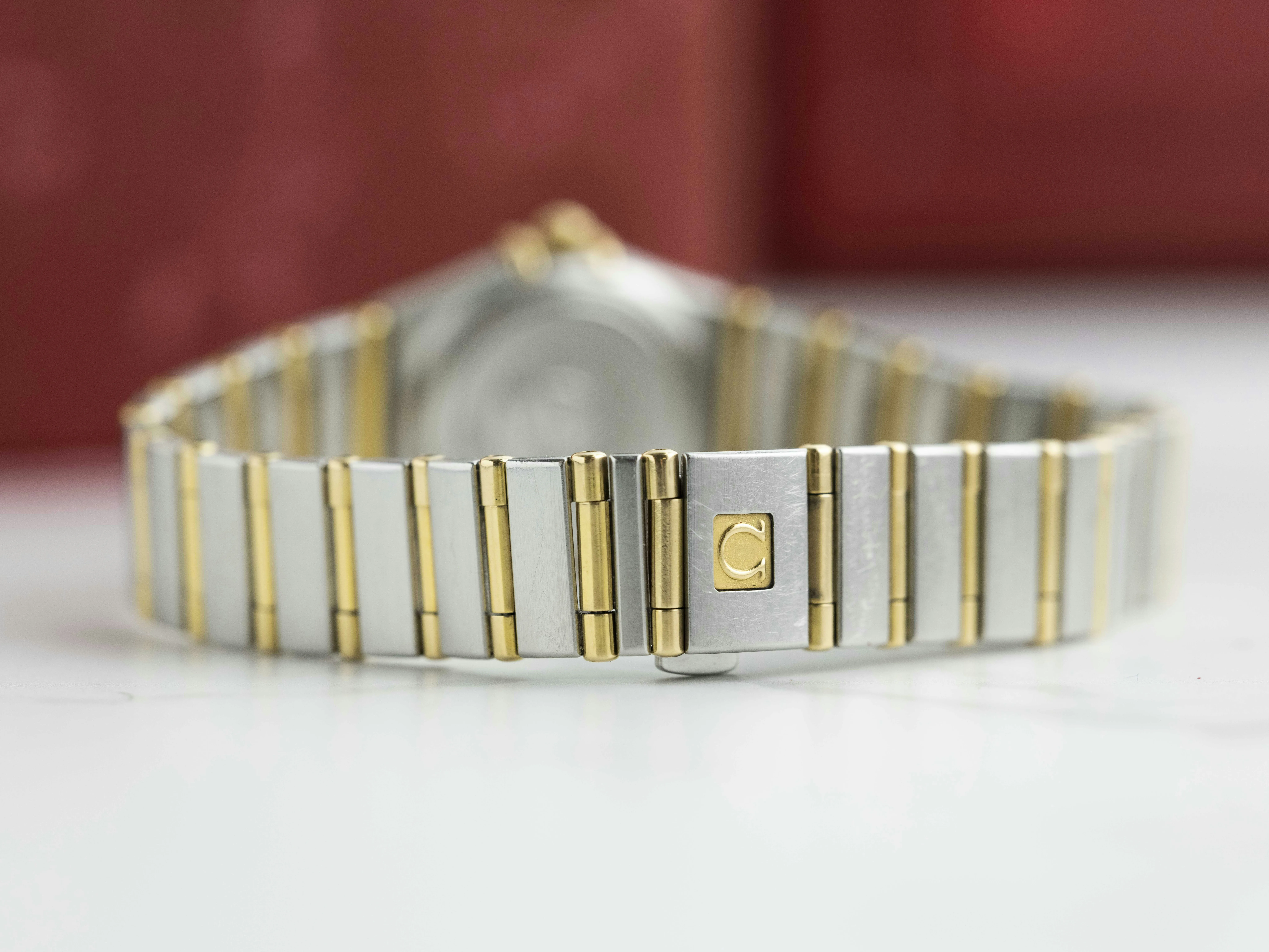 Omega Constellation 1262.75.00 22mm Yellow gold and stainless steel Mother-of-pearl 9