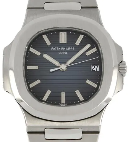 Patek Philippe Nautilus 5711/1A-010 40mm Stainless steel Blue