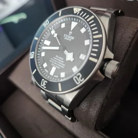 Tudor Pelagos 25600TN 42mm Titanium Black 2