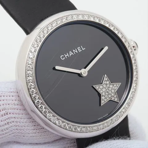 Chanel Mademoiselle H2928 37mm Black 8