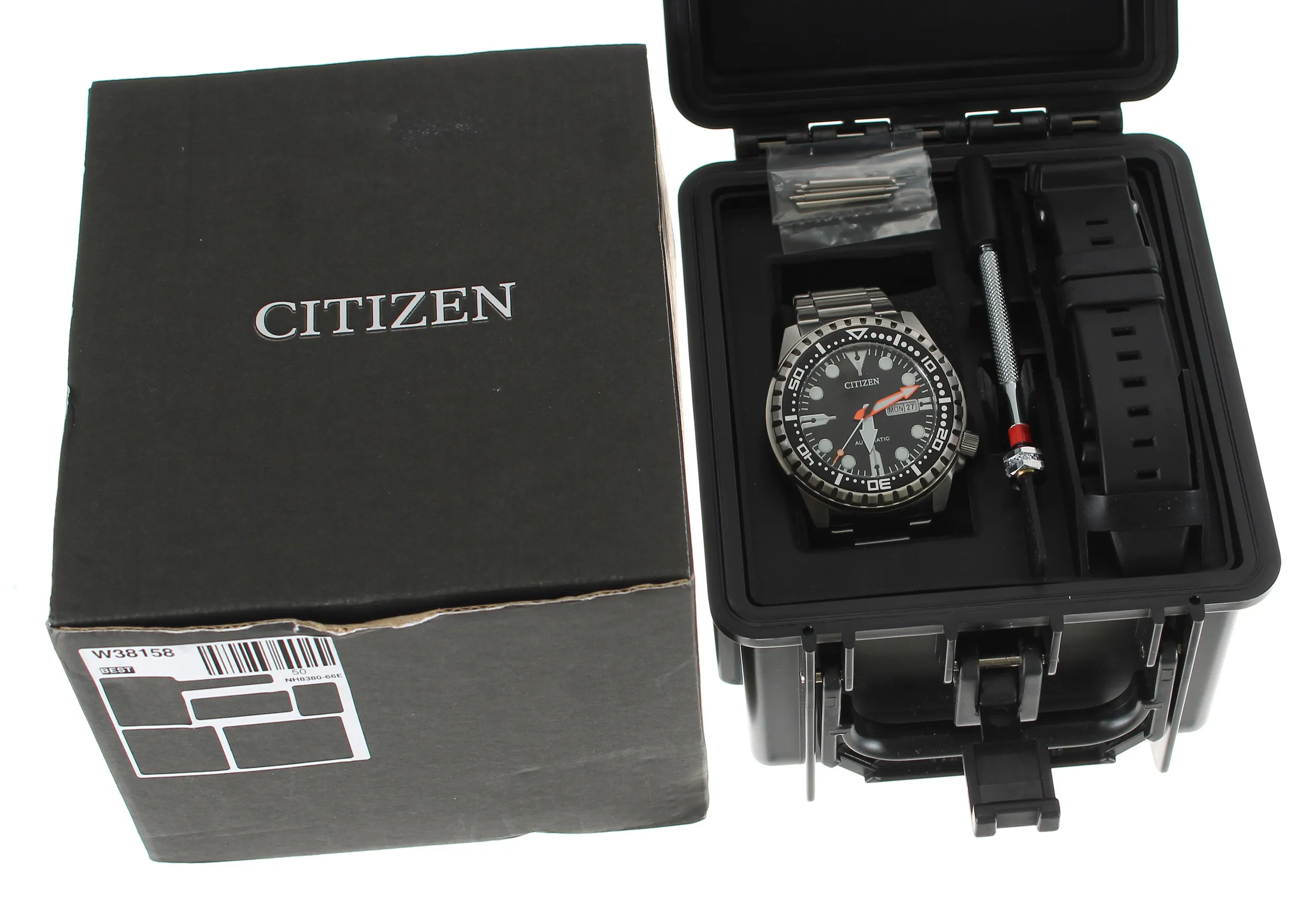 Citizen 8200-S108314 46mm Stainless steel Black 2