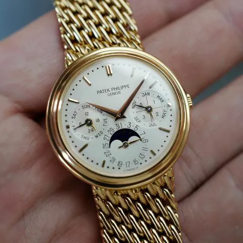 Patek Philippe Perpetual Calendar 3945J 36mm Yellow gold Silver 3