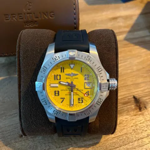 Breitling Avenger II Seawolf A1733110/I519 45mm Stainless steel Yellow 12