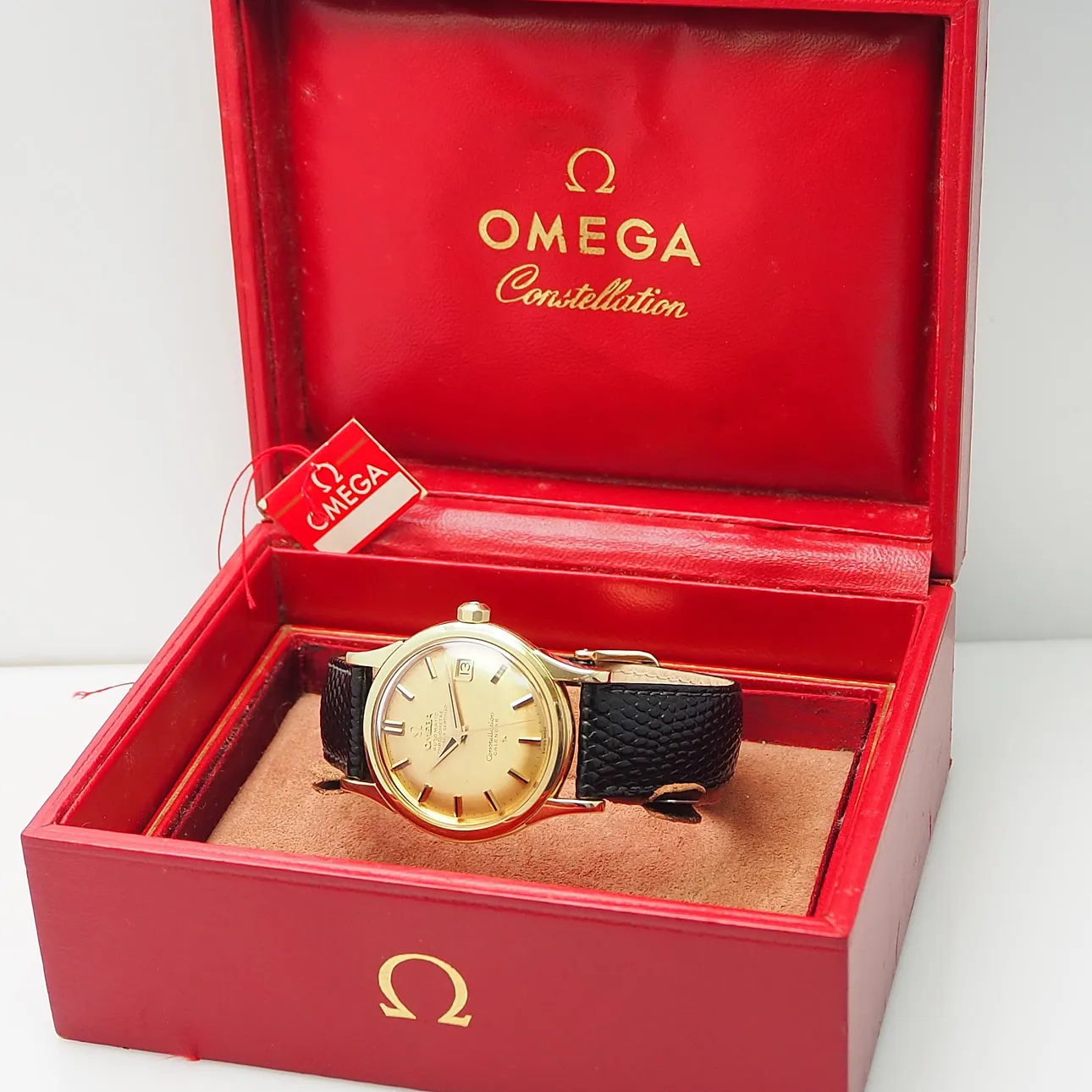 Omega Constellation Calendar 2954 35mm Yellow gold 8