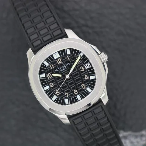 Patek Philippe Aquanaut 5065A 38mm Stainless steel Black