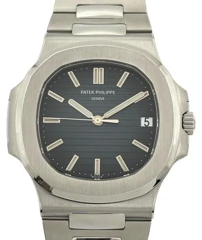 Patek Philippe Nautilus 5711/1A-001 40mm Stainless steel Blue