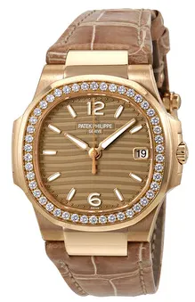 Patek Philippe Nautilus 7010R-012 32mm Rose gold Golden