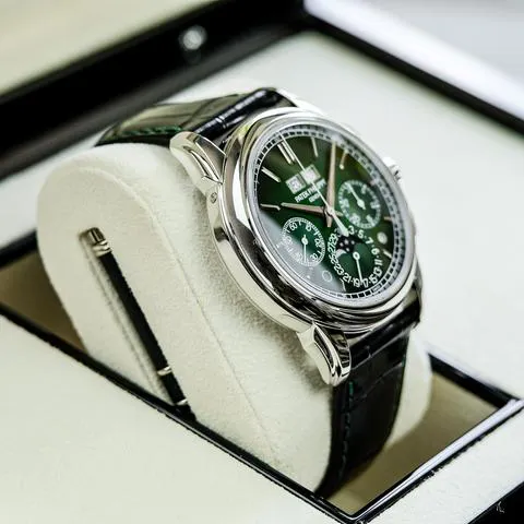 Patek Philippe Perpetual Calendar Chronograph 5270P-014 41mm Platinum Green 12