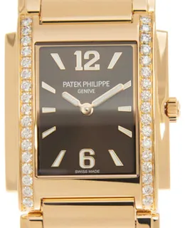 Patek Philippe Twenty~4 4910/1201R-001 25mm Rose gold Brown