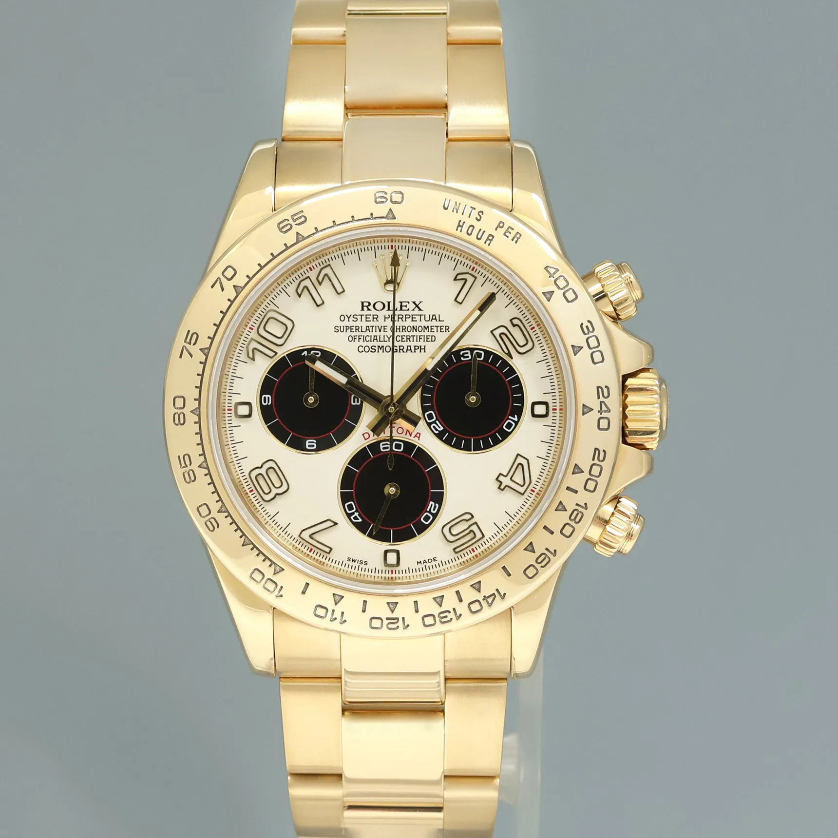 Rolex Daytona 116528 40mm Yellow gold Black and white 1