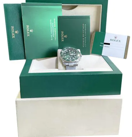 Rolex Submariner Date 116610LV 40mm Stainless steel Green 1