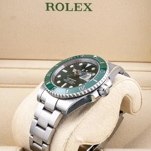 Rolex Submariner Date 116610LV 40mm Stainless steel Green 8